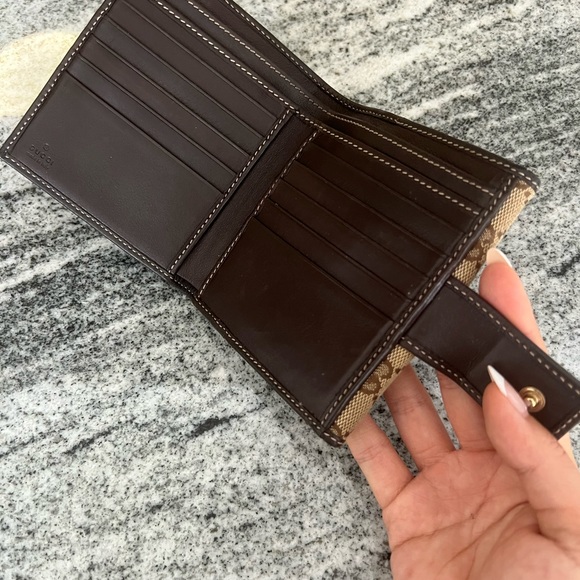 Gucci Vintage Wallet - Picture 5 of 5